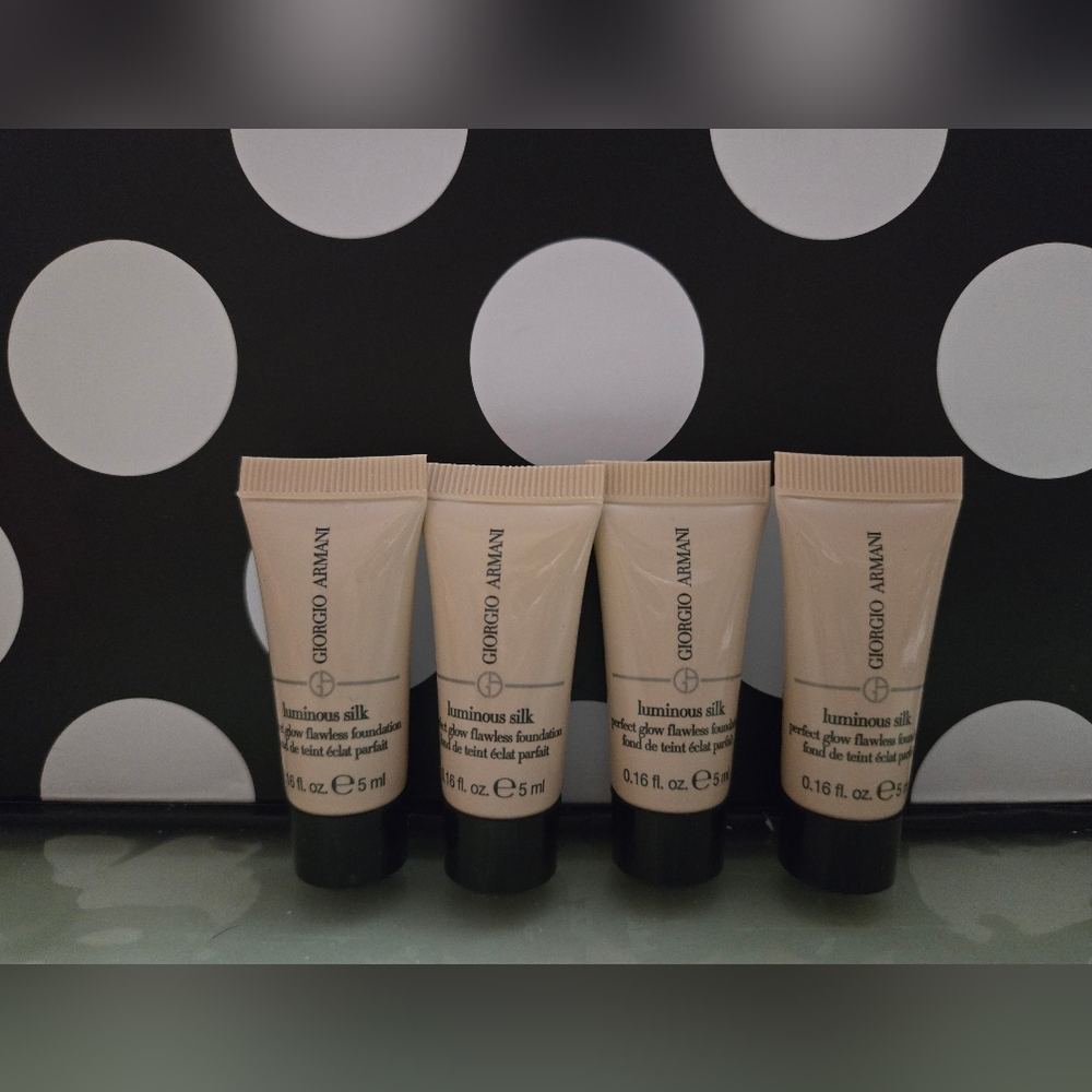 ✨️Armani Silk Foundation Minis Bundle✨️